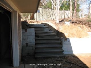 Medium Round New England Fieldstone Retaining Wall with precast steps
